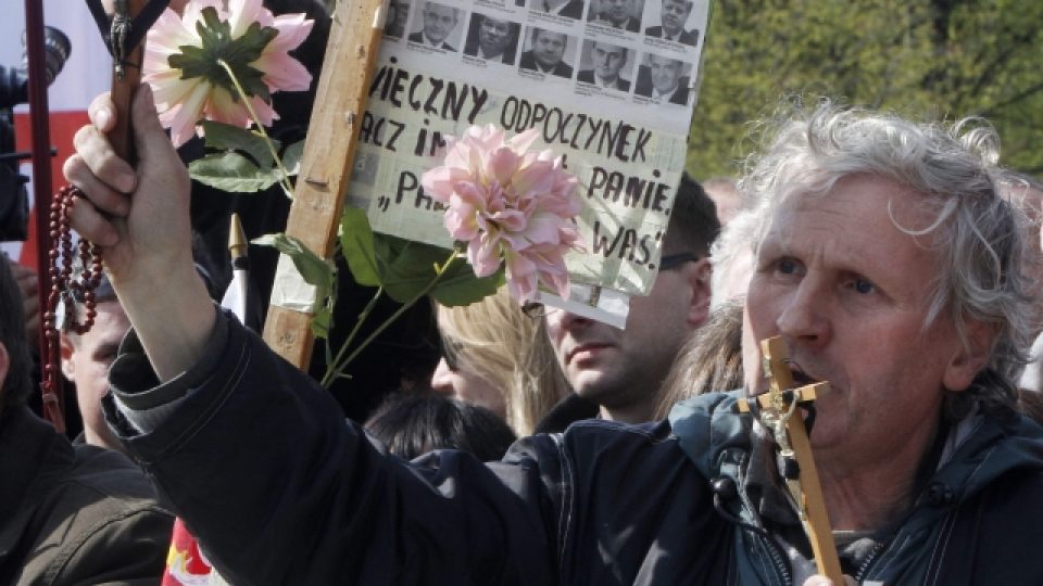 Tryzna za oběti leteckého neštěstí u Katyně.jpg  