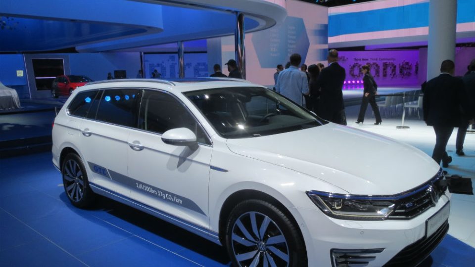 Plug-in hybrid VW Passat GTE Variant 2