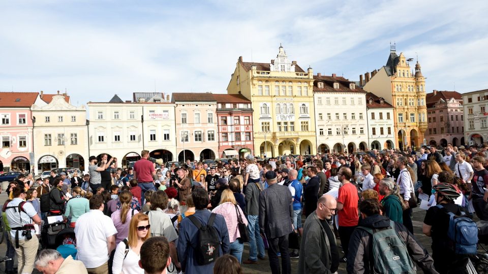 V Českých Budějovicích se uskutečnila pieta za oběti koncentračního tábora Lety u Písku.