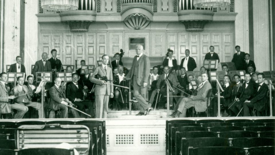 1922 - Richard Strauss a Orchester der Wiener Staatsoper